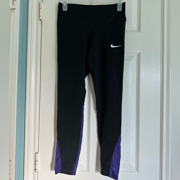 Nike Team One 7/8 Tight Women's Black Purple Cw7283 Running Legging Size Medium - Picture 1 of 4